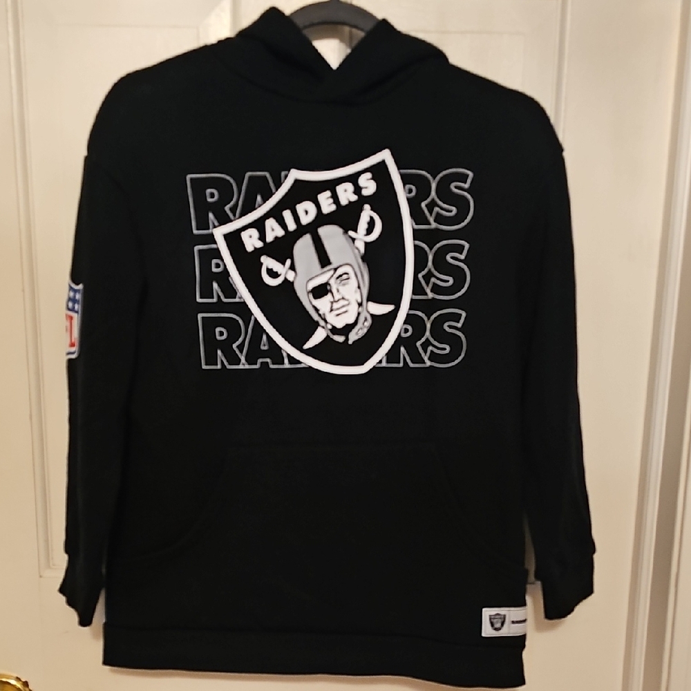 Riders by Lee Black Sweatshirt with Raiders Emblem